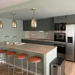 Retreat Villa, Full Amenities, Up To 40ppl Lisbona