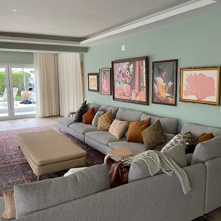 Villa Retreat Villa, Full Amenities, Up To 40ppl Lisbon