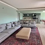 Villa Retreat Villa, Full Amenities, Up To 40ppl
