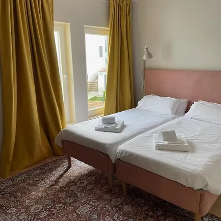 Retreat Villa, Full Amenities *