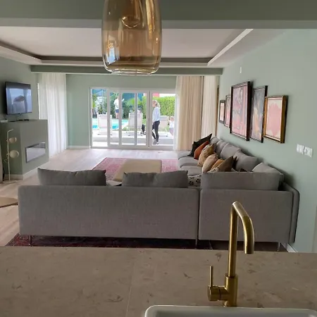 Retreat Villa, Full Amenities Villa Lisbona