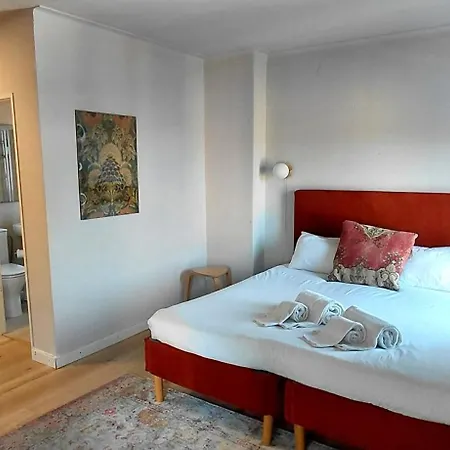 Retreat Villa, Full Amenities
