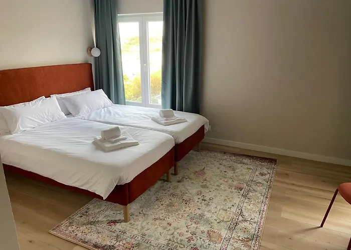 Villa Retreat Villa, Full Amenities, Up To 40ppl Lisboa