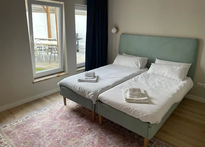 Retreat Villa, Full Amenities, Up To 40ppl Villa Lisboa