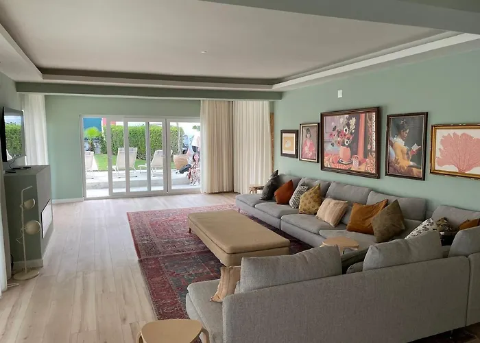 Retreat Villa, Full Amenities, Up To 40ppl Villa