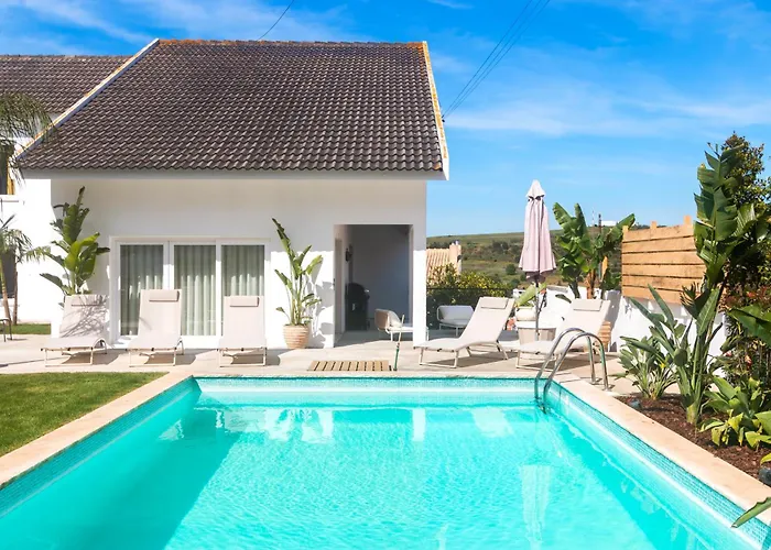 Villa Retreat Villa, Full Amenities, Up To 40ppl