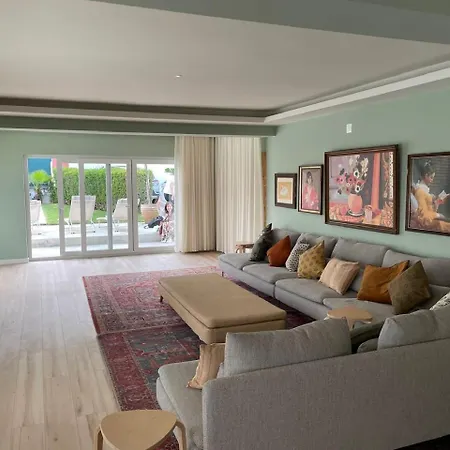 Oeiras Villa, Pool And Jacuzzi Villa