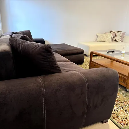 Retreat Villa, Full Amenities, Up To 40ppl 别墅 Lisboa